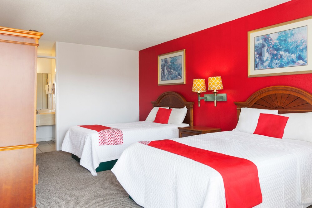 Travelers Place Inn & Suites - photo 15