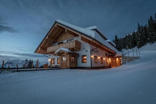 d'Genussalm by Alpine Genusswelten — hotel in Haus Im Ennstal