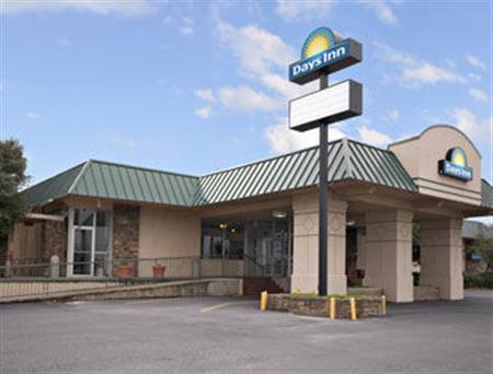 Days Inn Fayetteville in Fayetteville, United States