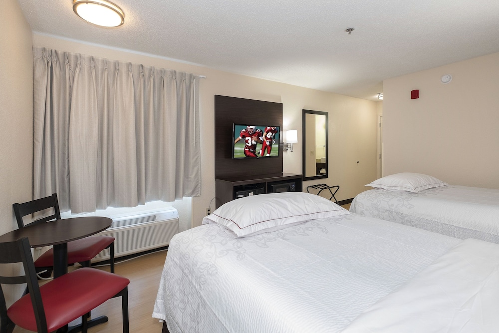 Red Roof Inn PLUS Jacksonville Southpoint - photo 6
