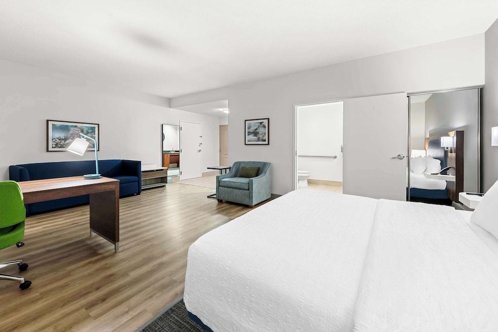 Hampton Inn Chattanooga North Ooltewah - photo 30