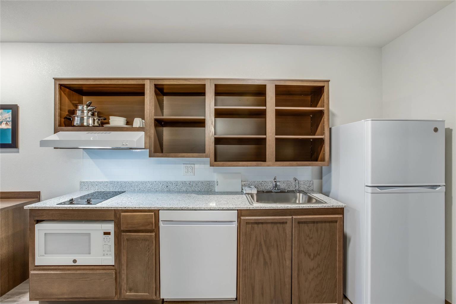 WoodSpring Suites Novi Farmington - photo 16