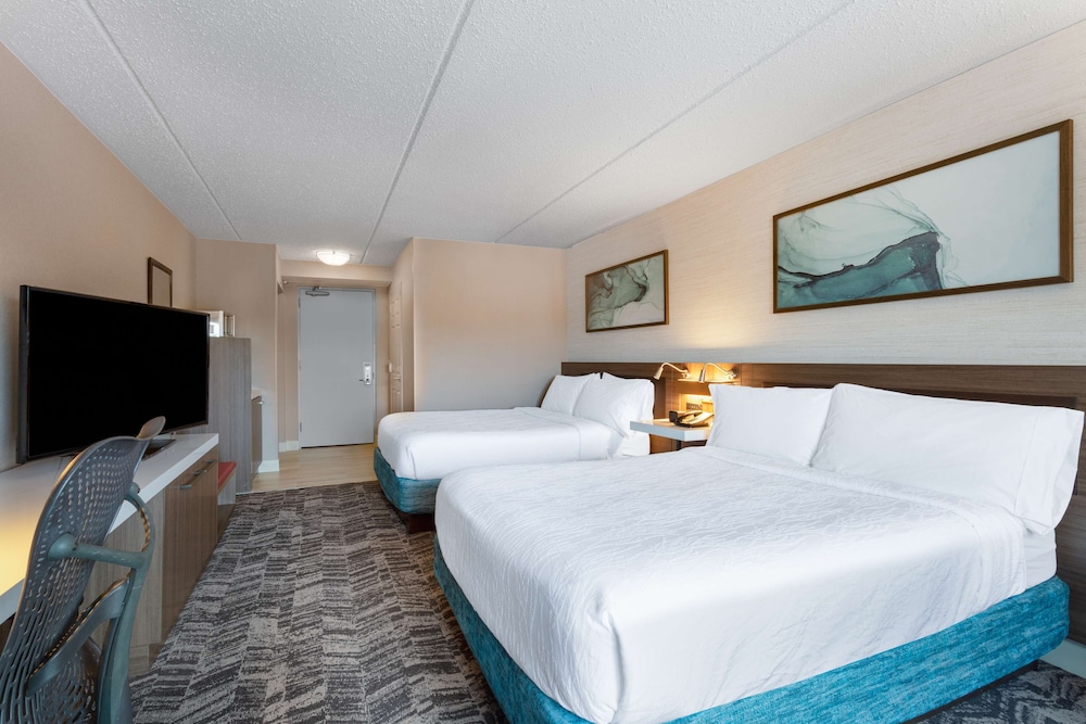 Hilton Garden Inn Islip MacArthur Airport - photo 16