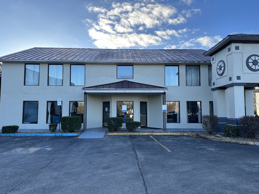 Quality Inn Ashland KY in Ashland, United States