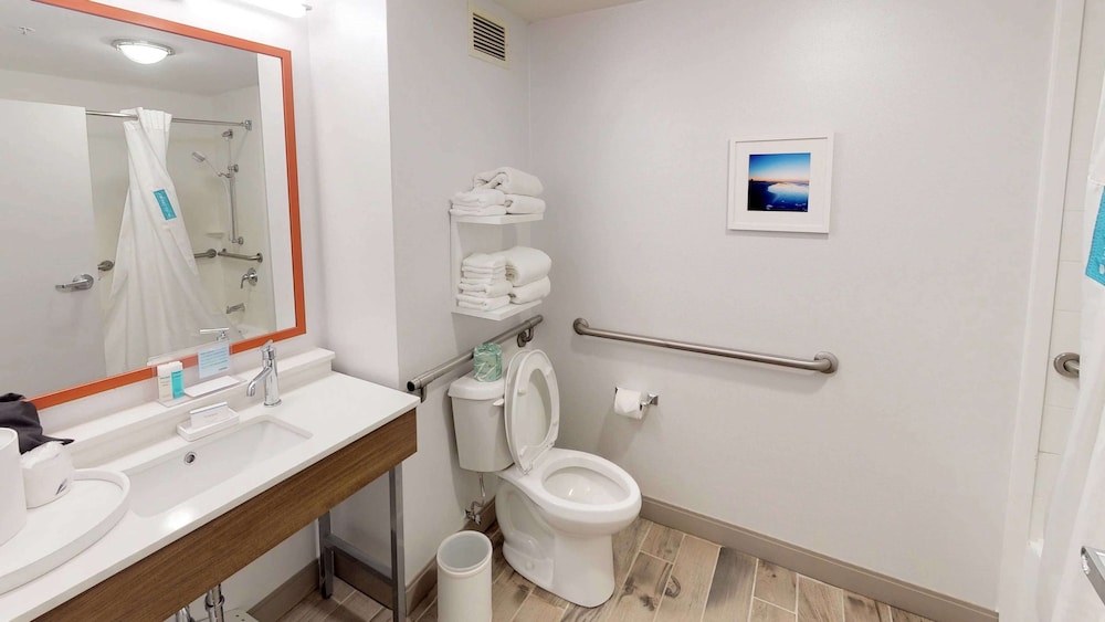 Hampton Inn St. Simons Island - photo 17