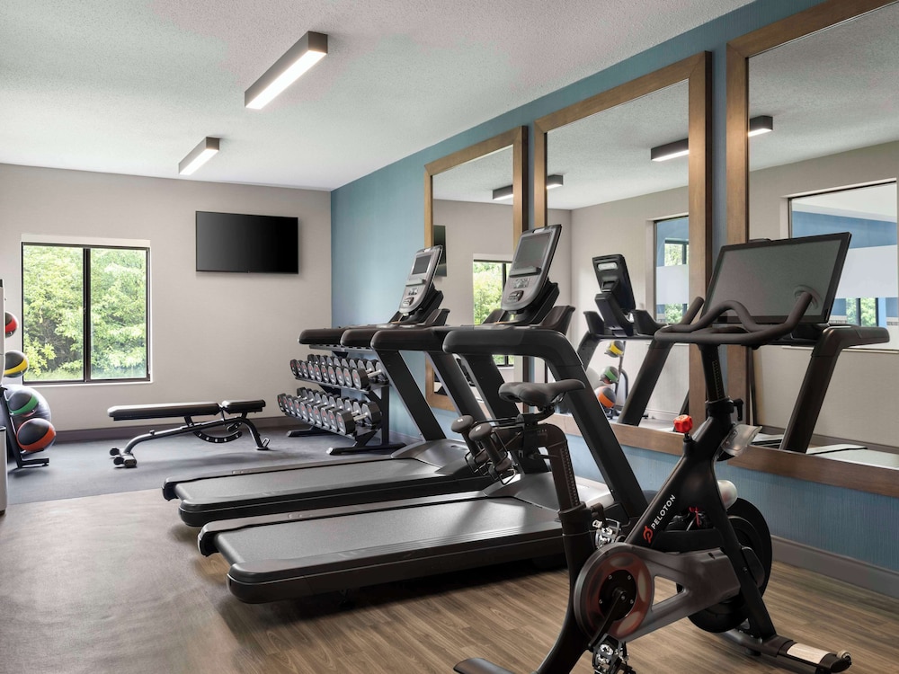 Hampton Inn Ottawa - photo 25