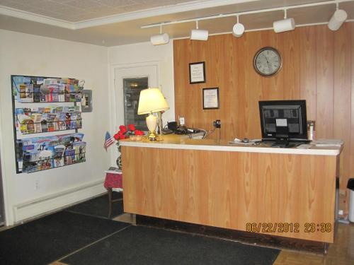 Driftwood Motel - photo 16