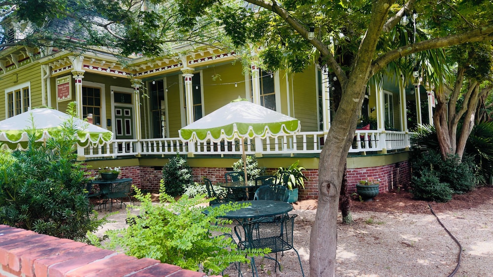 Rothschild Pound House Inn - photo 27