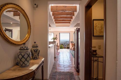 La Sunset Condo — 4-Star Luxury Hotel in San Miguel De Allende, Mexico