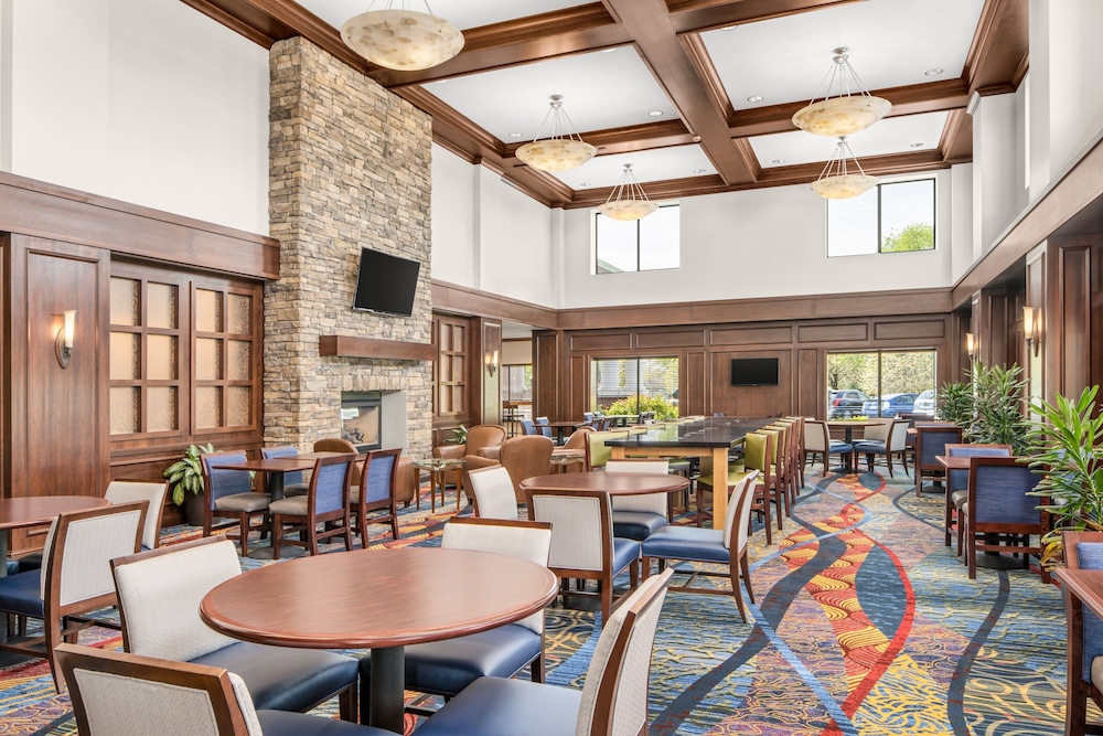 Holiday Inn Express & Suites Wilmington Newark by IHG - photo 50