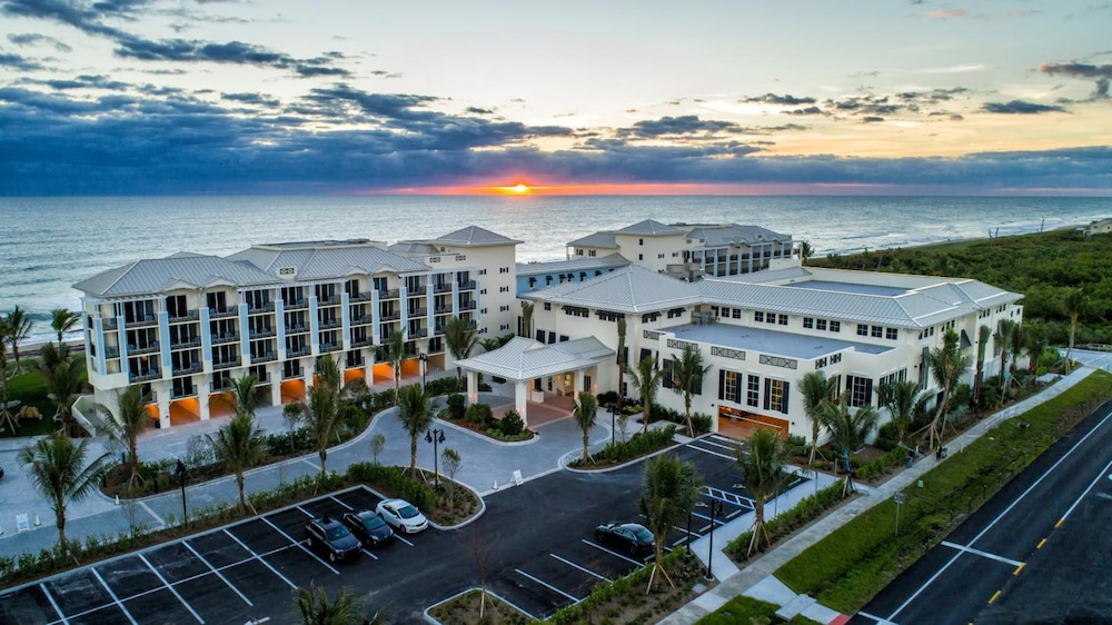 Hutchinson Shores Resort & Spa - photo 44