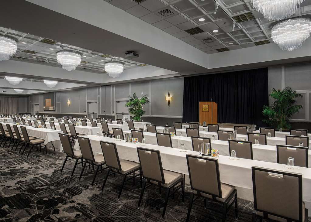 The Madison Concourse Hotel and Governor's Club - photo 3