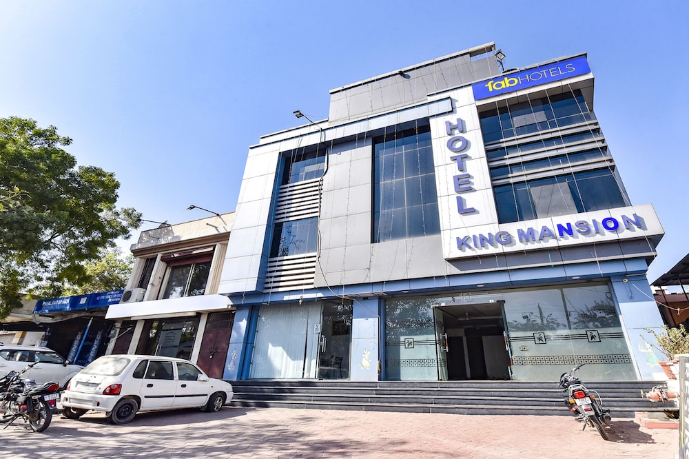 Fabexpress King Mansion - last minute hotel in Udaipur