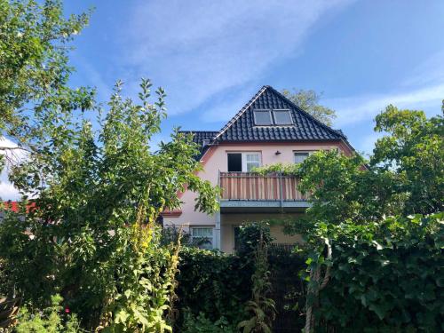 Ferienwohnung Sonnensuite — 4-Star Luxury Hotel in Wustrow, Germany