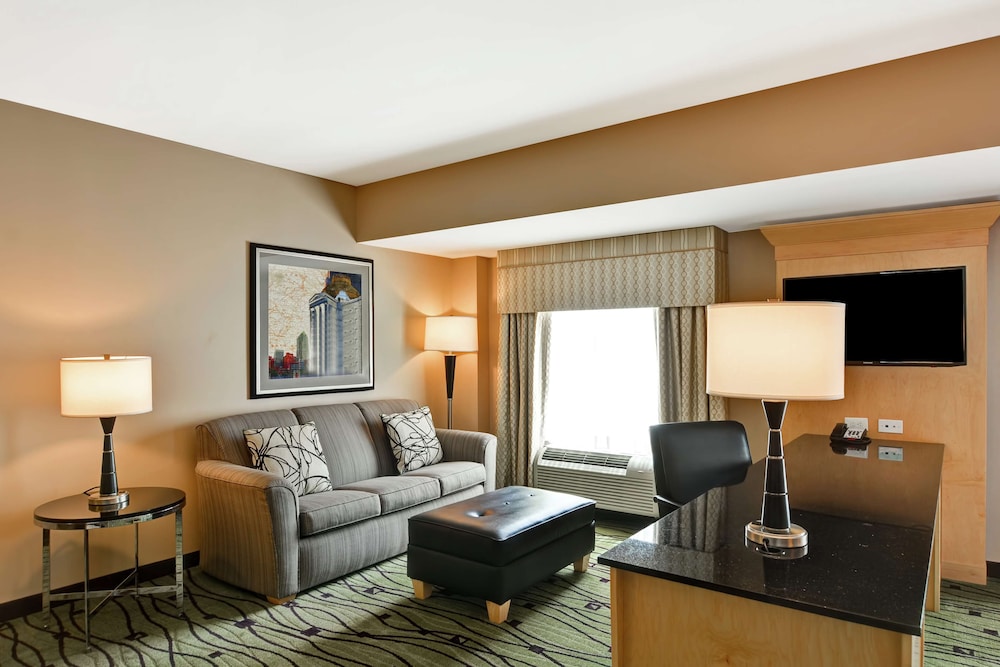 Hampton Inn & Suites Raleigh Crabtree Valley - photo 23
