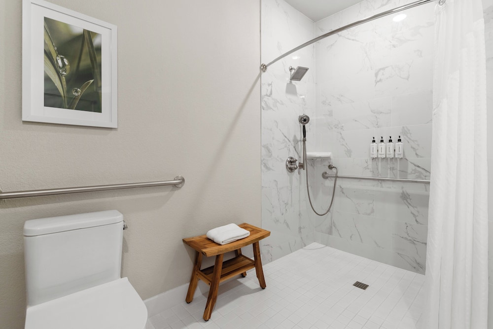 EVEN Hotel Austin Uptown Near The Domain by IHG - photo 13
