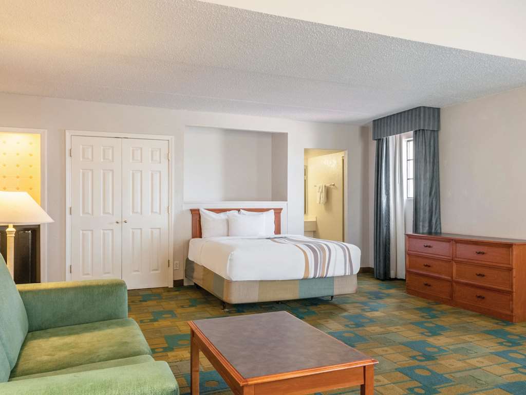 La Quinta Inn by Wyndham New Orleans West Bank Gretna - photo 21
