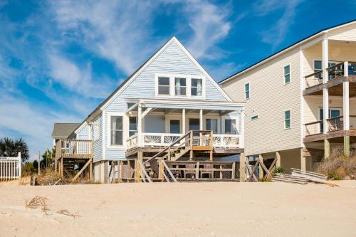 Cuddlefish by Oak Island Accommodations - photo 41