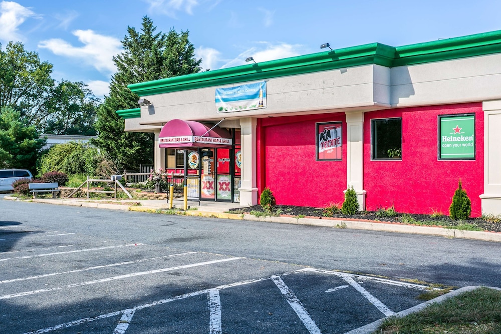 Americas Best Value Inn Edgewood - photo 25