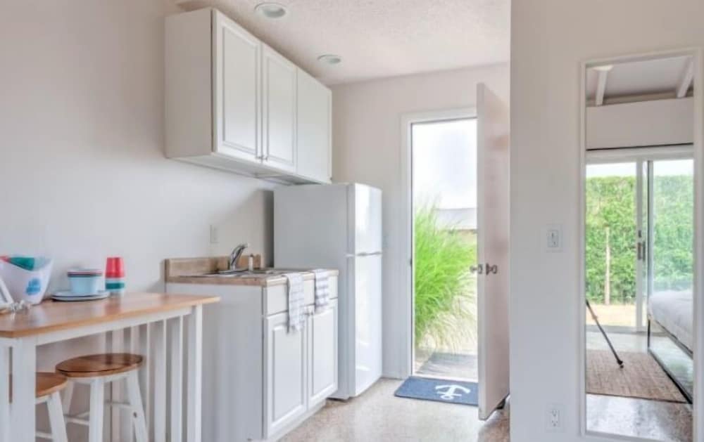 435 East Lake - photo 15