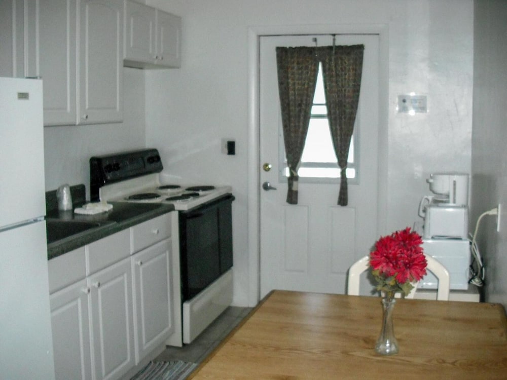 Richard's Motel Extended Stay - photo 56