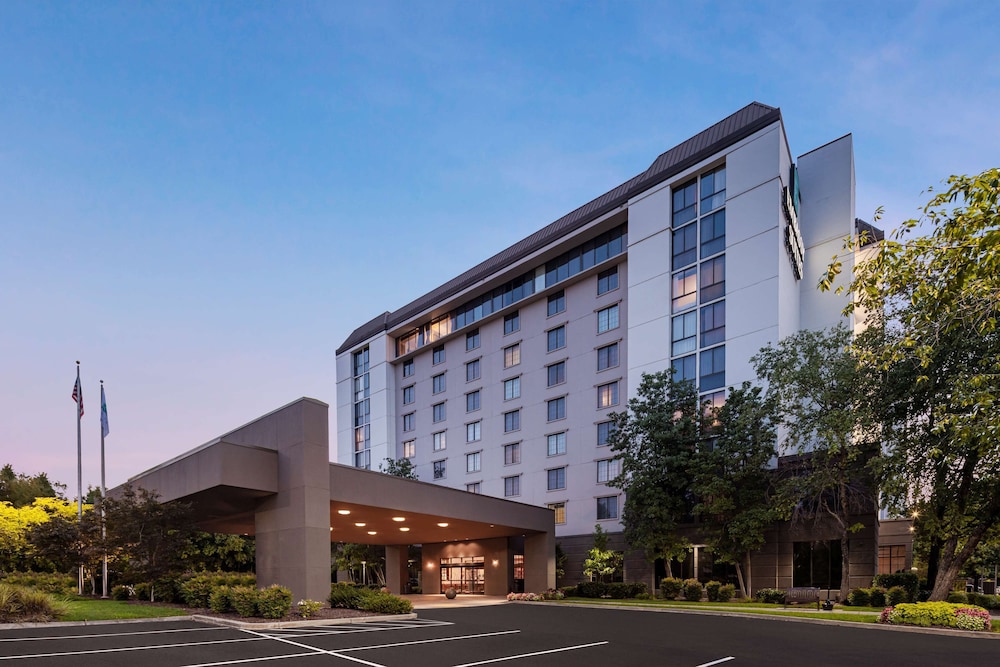 Embassy Suites by Hilton Nashville Airport - photo 57
