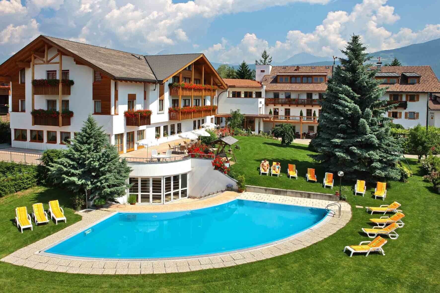 Hotel Langhof — hotel in Naz-Sciaves - Natz-Schabs