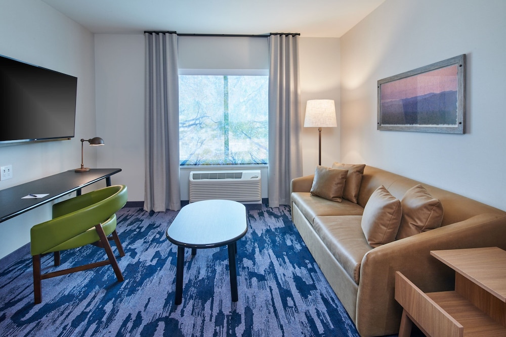 Fairfield Inn & Suites by Marriott Chicago O'Hare - photo 17