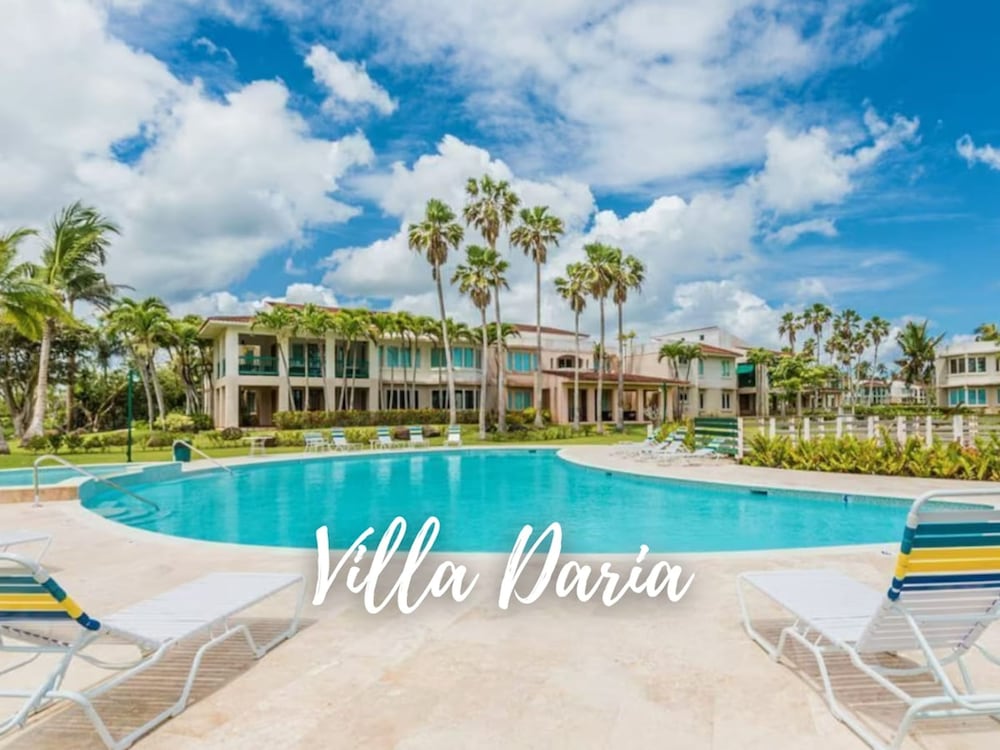 Daria Beachfront community steps 2 pool Generator in Sabana, Puerto Rico