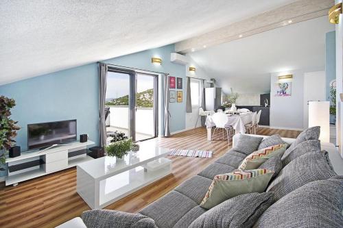 Sea Forever Apartments — 4-Star Luxury Hotel in Orebic, Croatia