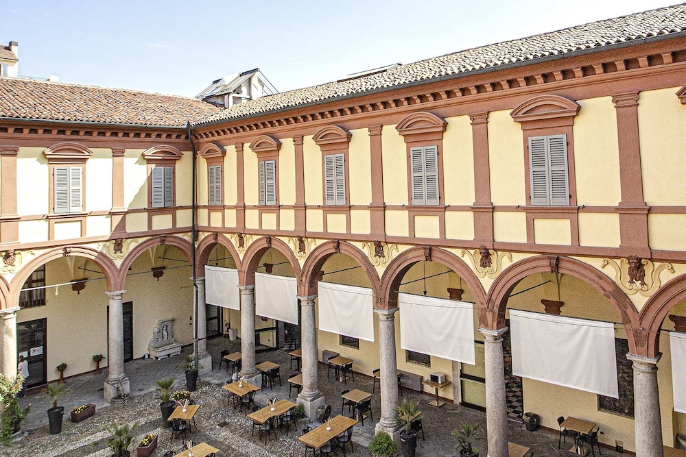 LVG Hotel Collection Tornielli 9 in Novara, Italy