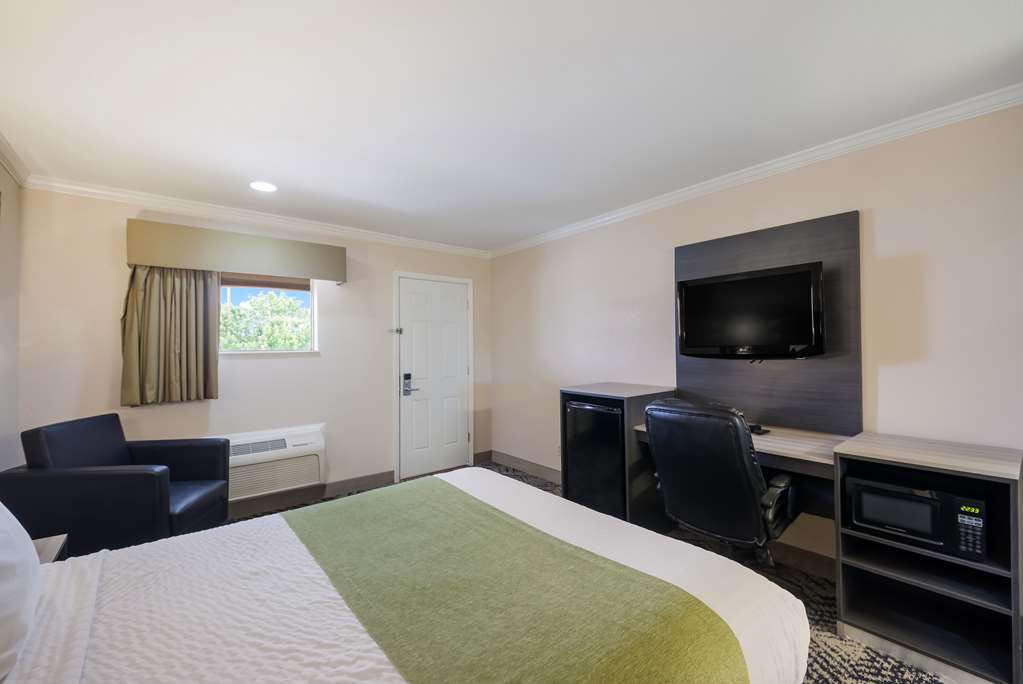 SureStay Hotel by Best Western Rockdale - photo 14