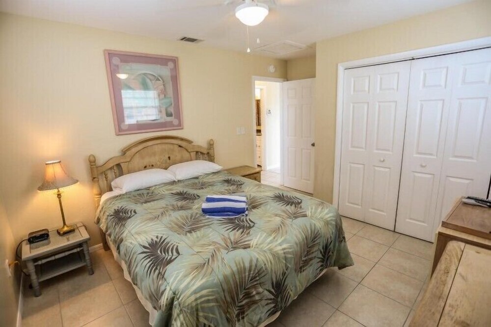 106 Tropical Shores Manor Fort Myers Beach - photo 8