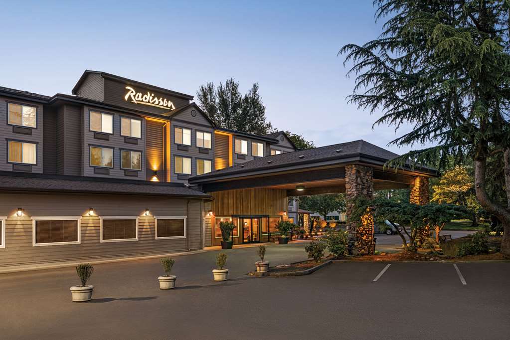 Radisson Hotel Portland Airport - photo 7