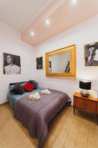 Corte Del Dattilo Nel Borgo Antico in Bari, Italy