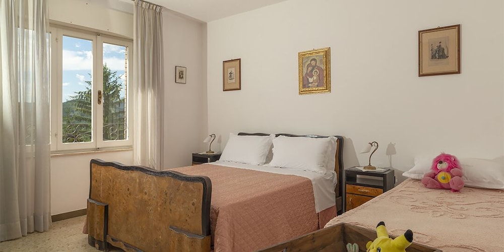 Lucrezia e Cesare Borgia — Serrapetrona — photo 4