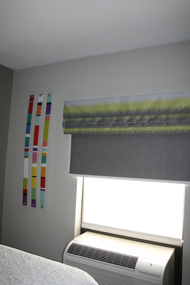 Hampton Inn Clarion - photo 11