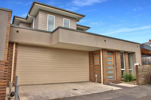 Light Wick I Walk To Cbd N Gmhba Stadium in Geelong, Australia