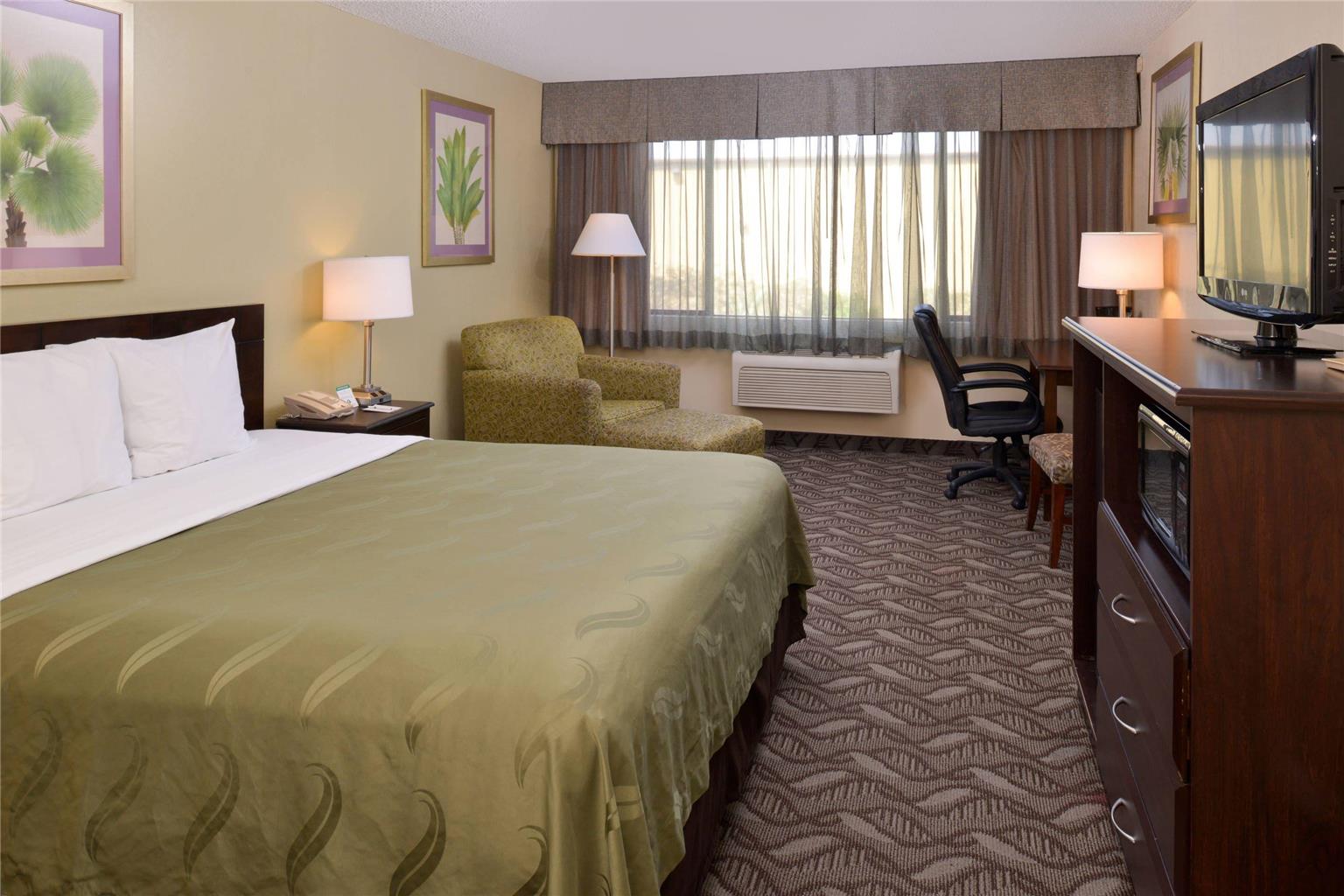 Quality Inn & Suites Montebello Los Angeles - photo 12