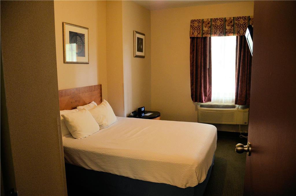 Days Inn by Wyndham Luray Shenandoah - photo 59