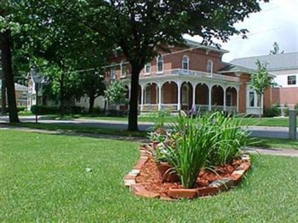 Baert Baron Mansion - photo 14