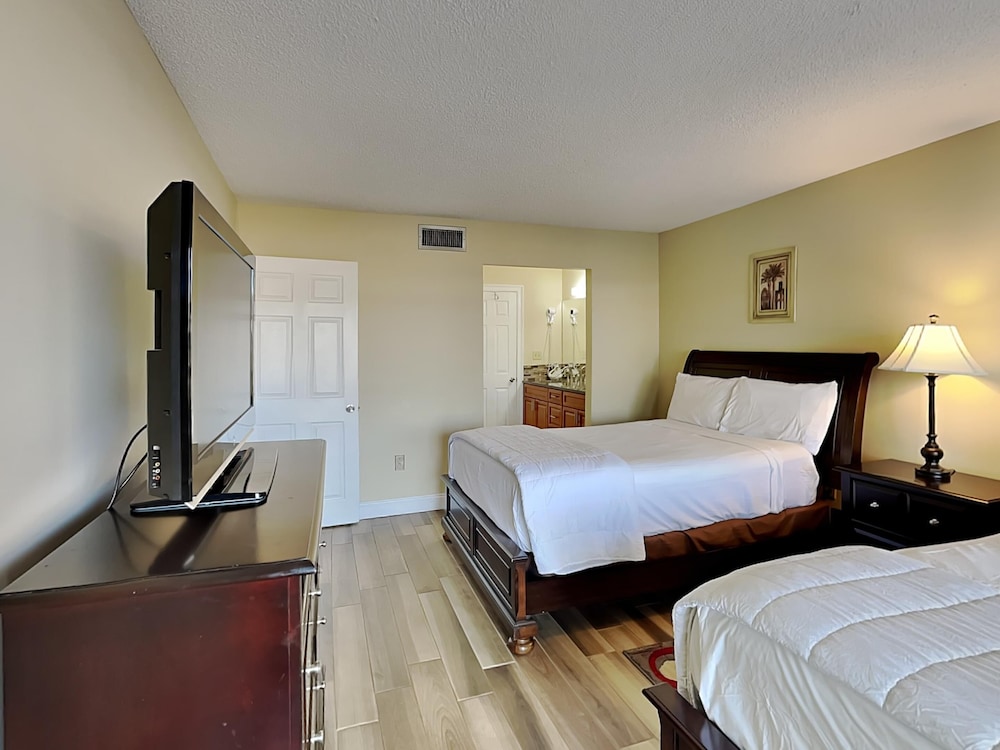 Edgewater Beach & Golf Resort VI by Resort Collection - photo 20