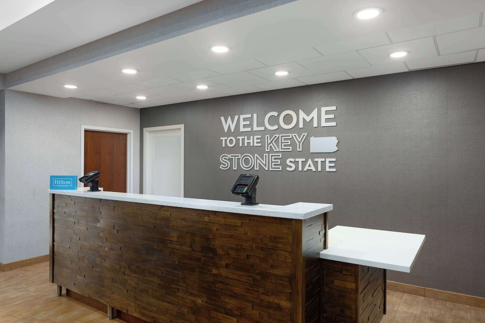 Hampton Inn & Suites Harrisburg North - photo 4
