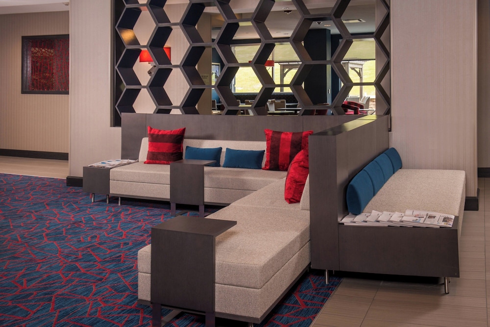 TownePlace Suites by Marriott Altoona - photo 5