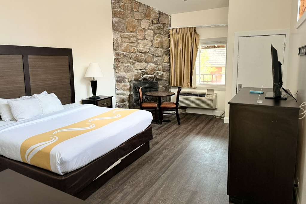 Quality Inn Creekside Downtown Gatlinburg - photo 52