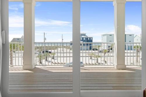 17 Summers in Navarre, United States