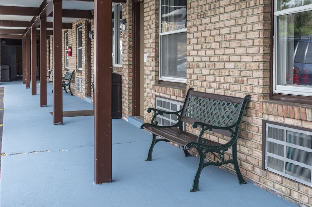 Sunrise Inn Hershey - photo 56
