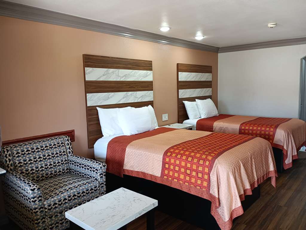 Americas Best Value Inn & Suites Alvin Houston - photo 12