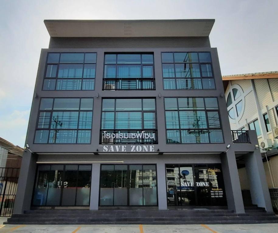 Save Zone in Amphawa, Thailand