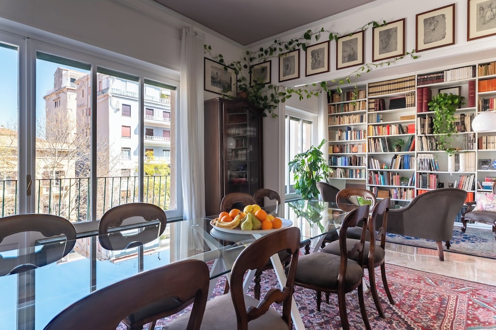 Libertà #102 Guest House Palermo — 4-Star Luxury Hotel in Palermo, Italy